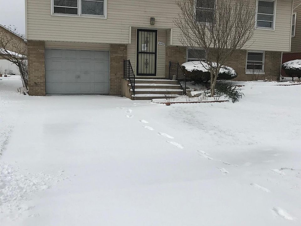 1st image of 4430 Arbutus Ln