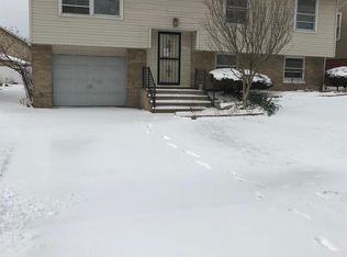 4430 Arbutus Ln, East Chicago, IN 46312