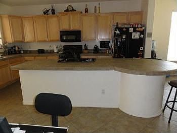 5th image of 396 W Desert Broom Dr