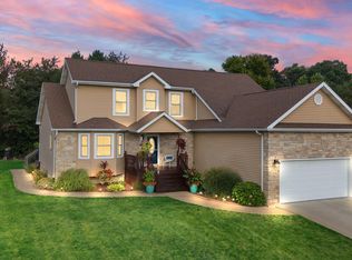 304 Elderberry St SE, Demotte, IN 46310