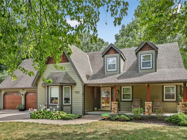 1105 Jackson Ct, Liberty, MO 64068