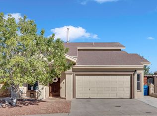 415 Santorini Ct, Socorro, TX 79927