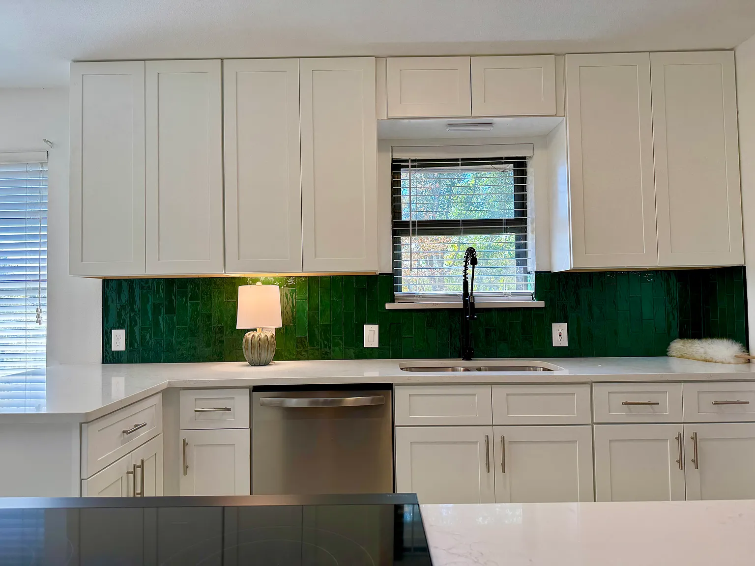 3 bed, 1808 sqft, $2,895 — Photo 2