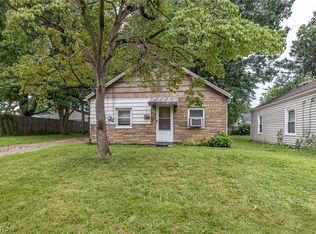 796 Lindsay Ave, Akron, OH 44306