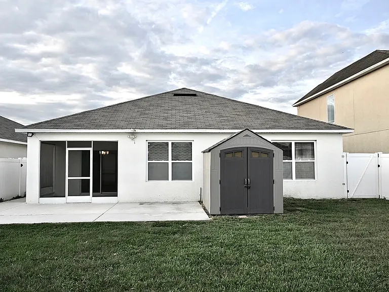 1036 Bethpage Rd — Photo 14