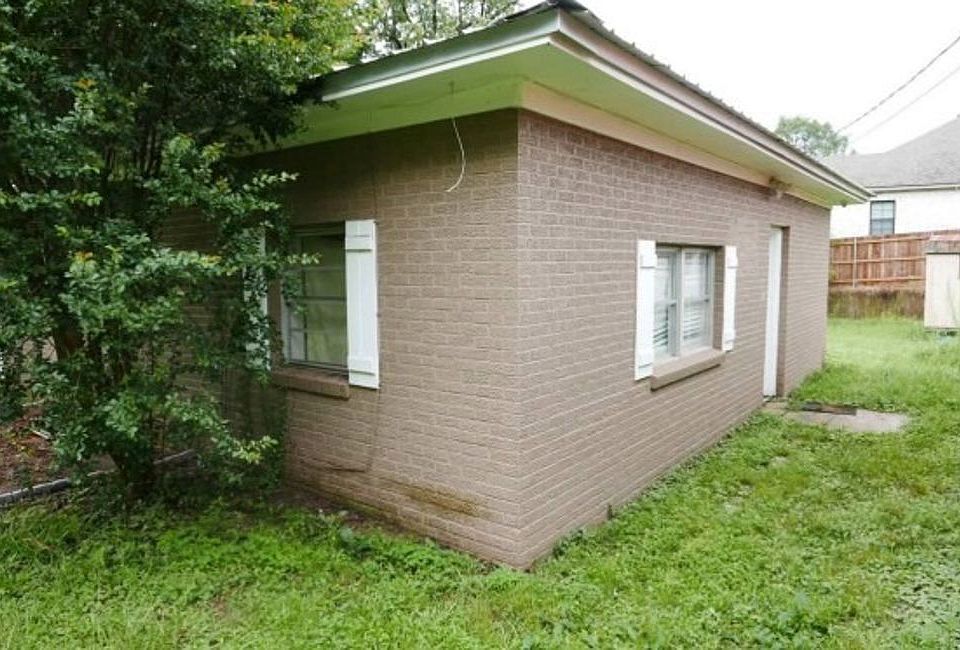 Property Side View