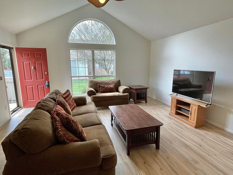 1st image of 5759 Grackle Ln
