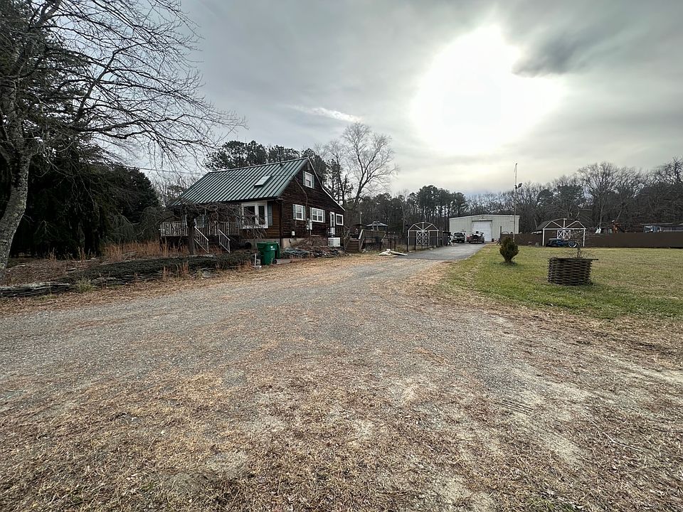 1st image of 639 W Veterans Hwy