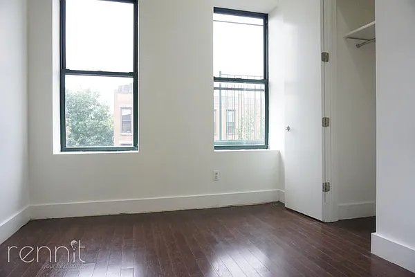 Rented by Rennit Inc. | media 35