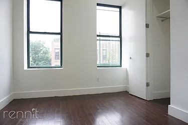 Rented by Rennit Inc.