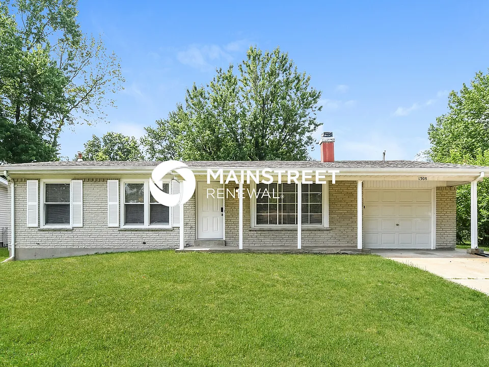 1308 Claudine Dr