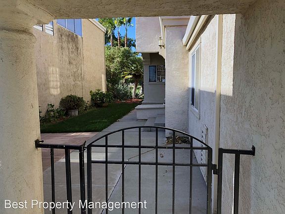 2nd image of 1826 Cherry Hills Dr