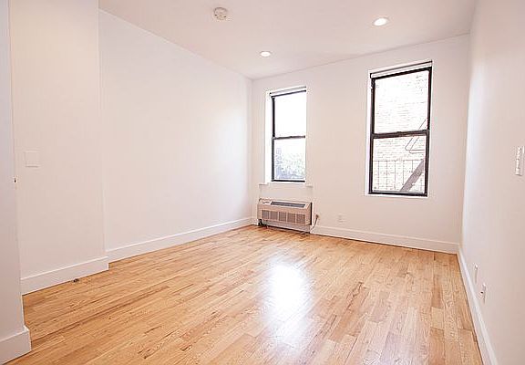 2nd image of 577 2nd Ave #23R