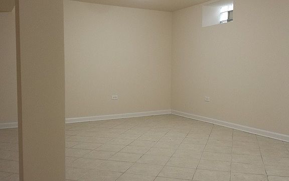 5th image of 7800 S Komensky Ave