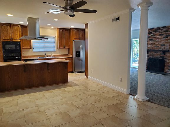 3rd image of 8856 Jackie Dr