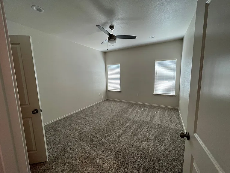 1128 N 7th St — Photo 11
