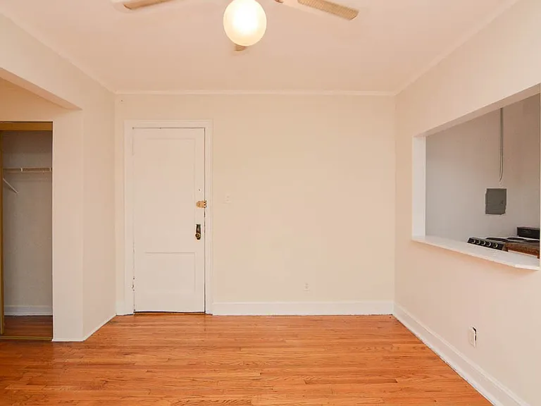 3345 N Marshfield Ave #904 — Photo 8