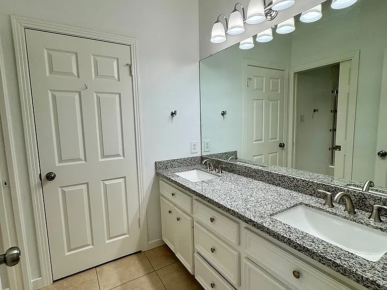 11854 Taylorcrest Rd — Photo 11