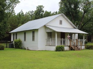 505 Harris St, Enigma, GA 31749