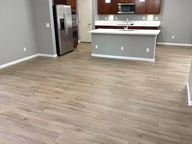 4056 E Devon Dr — Photo 10