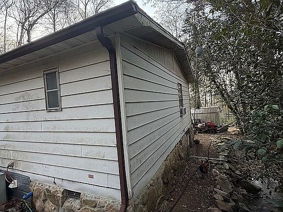 5th image of 476 Claude Rogers Rd