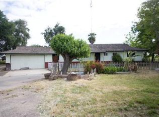 21696 Santa Fe Rd, Escalon, CA 95320