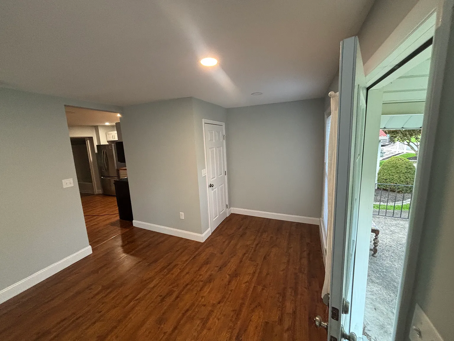 2 bed, 936 sqft, $950 — Photo 3