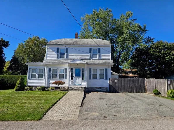 223 Wendell Rd, Warwick, RI 02888