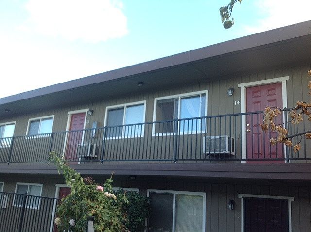 1st image of 1017 H St APT 15