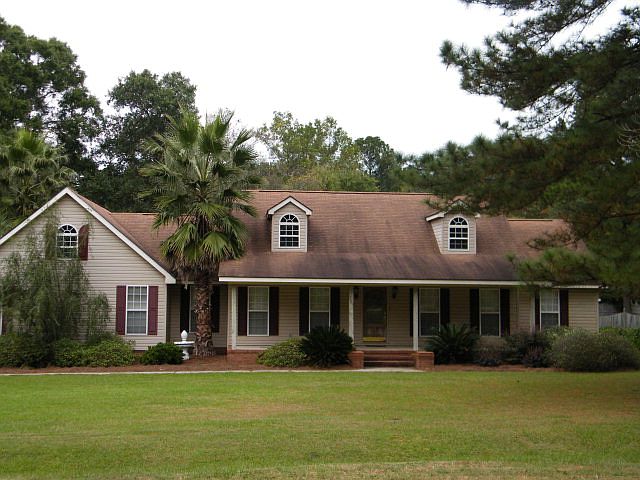 1st image of 201 Vinland Cir