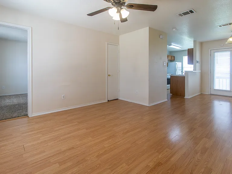5710C Greengate Dr — Photo 6