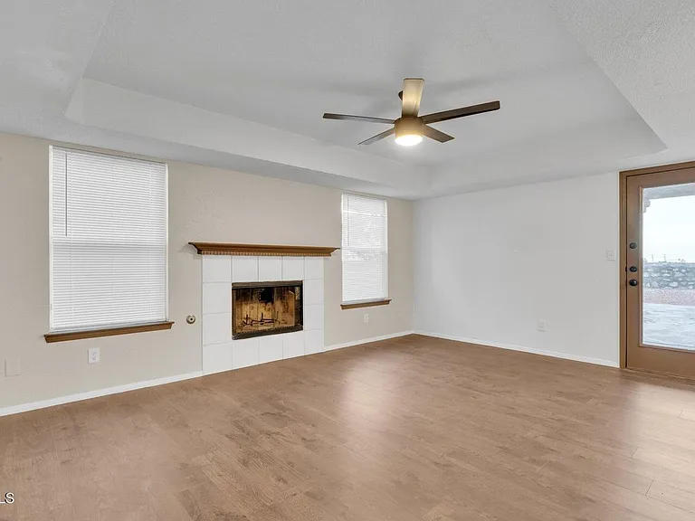 7489 Plaza Redonda Dr — Photo 14