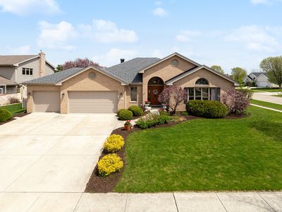 9065 Charing Cross Rd, Woodridge, IL, 60517
