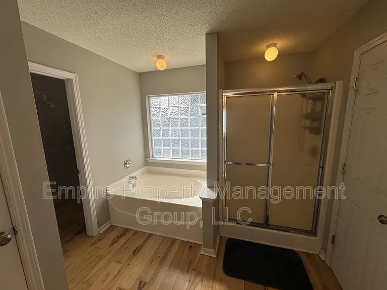 66 Sand Oak Ct — Photo 14