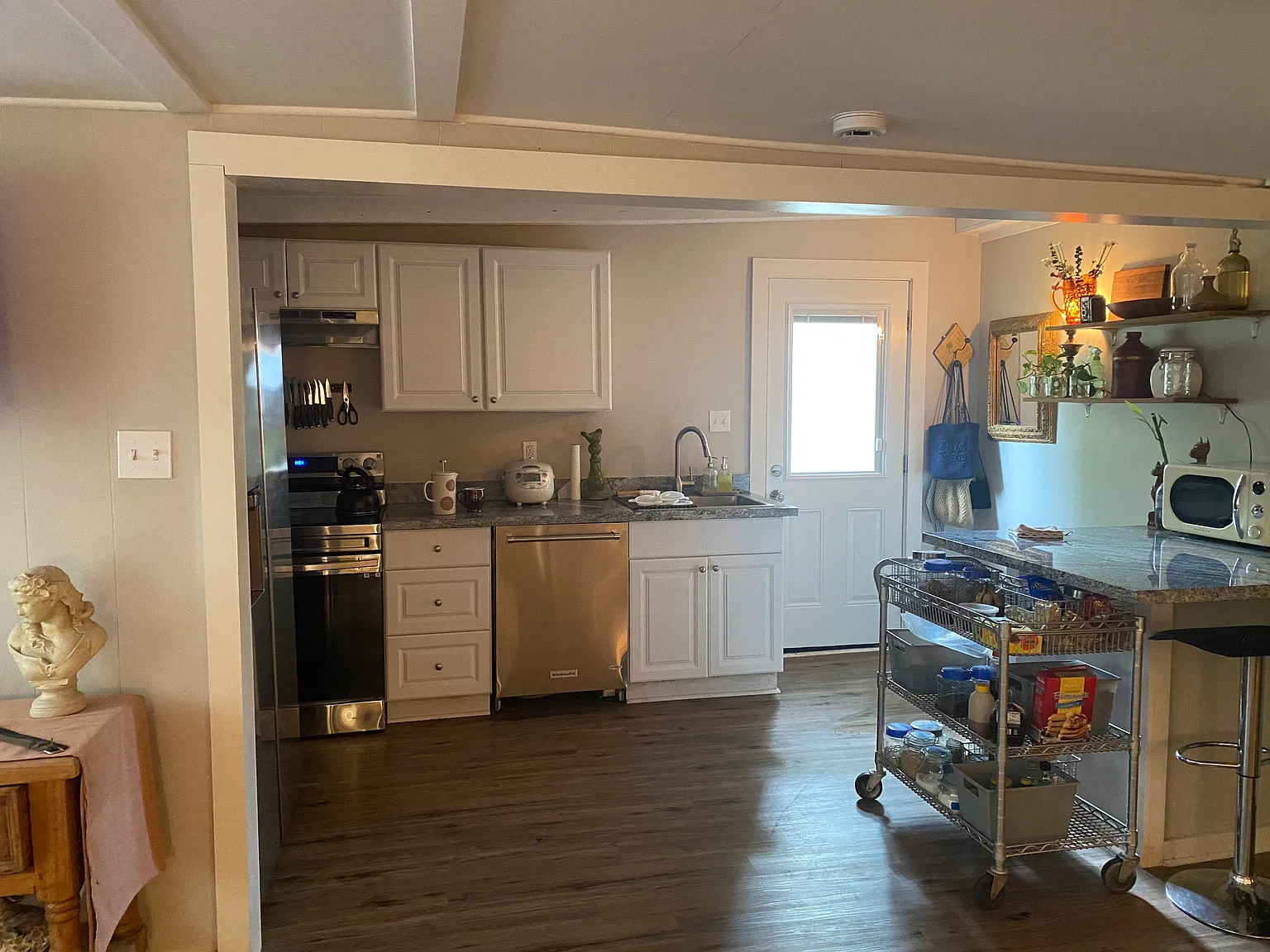 1 bed, 650 sqft, $950 — Photo 3