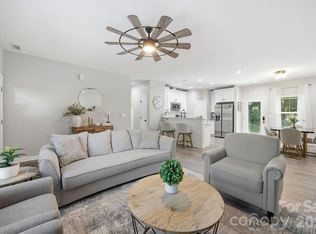 204 Price St, Mount Holly, NC 28120