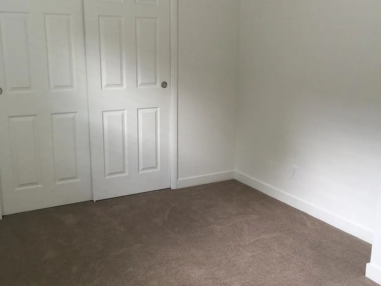 3250 Madison Ave — Photo 9