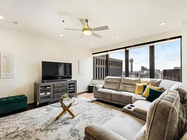 1200 Main St APT 1404, Dallas, TX 75202