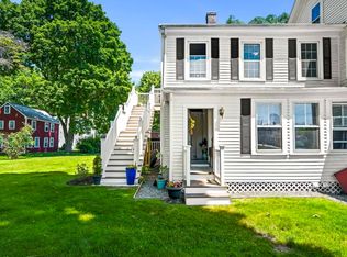 376 Main St APT 4, Amesbury, MA 01913
