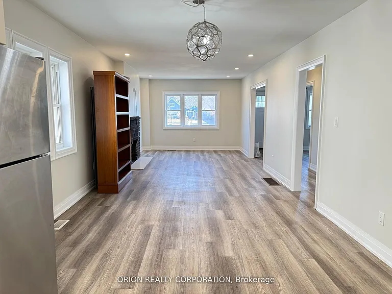 1016 Haig Blvd — Photo 25