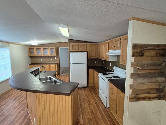 5th image of 134 Buckingham Ct #46