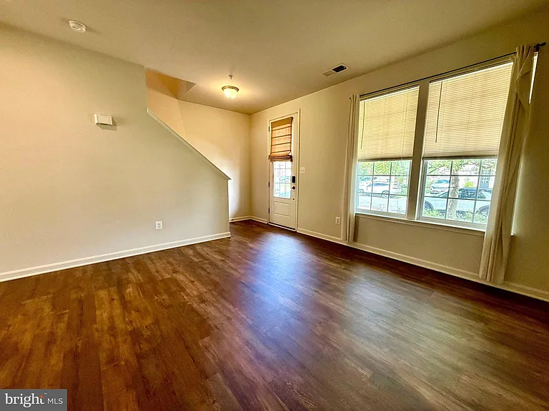 44517 Gray Wolf St — Photo 10