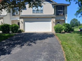 1063 Juniper Ct, Shakopee, MN 55379