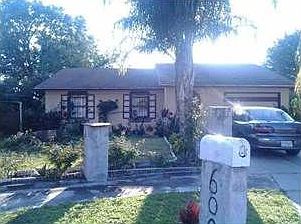1st image of 609 Charter Ct