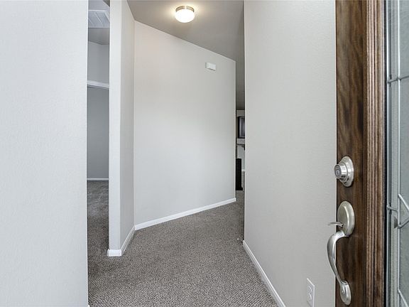 3rd image of 2516 Ivory Ct