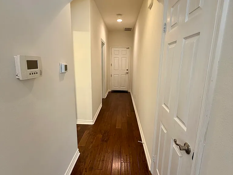 12488 Celebration Dr — Photo 16