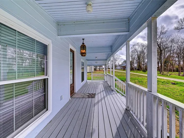 170 Mesa Verde, Livingston, TX 77351