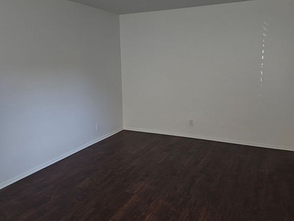 3rd image of 240 N 2nd St #5