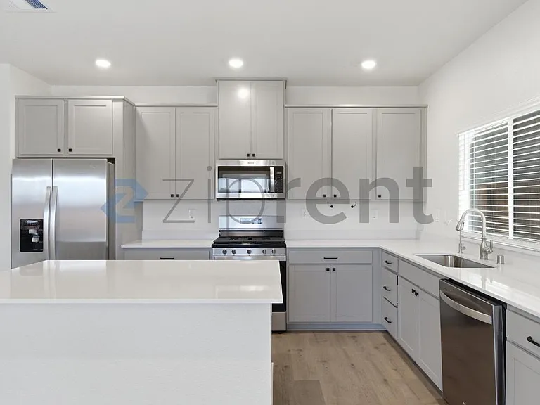 1772 Amazonite Dr — Photo 9