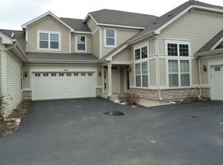 1903 Chase Ln, Aurora, IL 60502